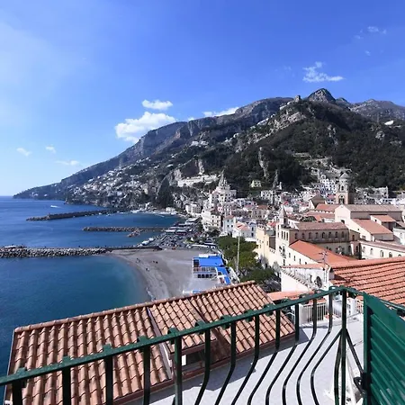 Appartamenti Casamalfi Vista Mare 3*