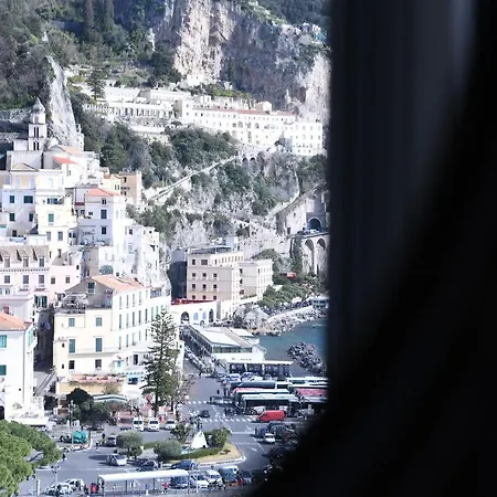 Appartamenti Casamalfi Vista Mare Aparthotel 3*