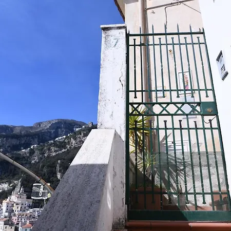 Aparthotel Appartamenti Casamalfi Vista Mare 3*