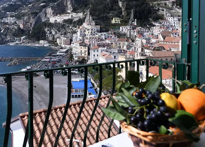 Ξενοδοχείο με διαμερίσματα Casamalfi Vista Mare 3*